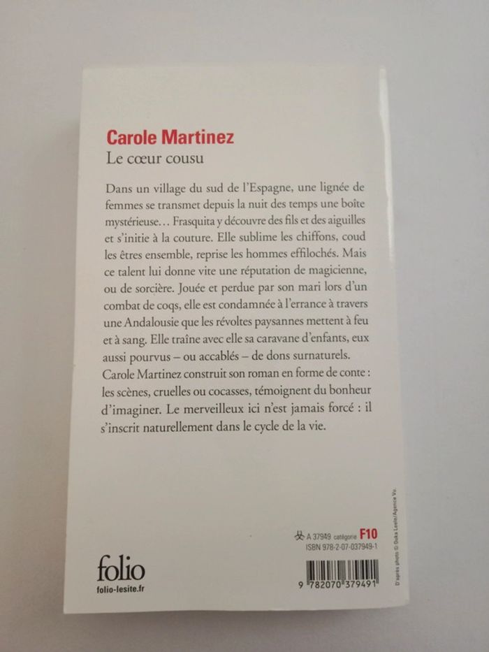 Carole Martinez - Le cœur cousu - photo numéro 2