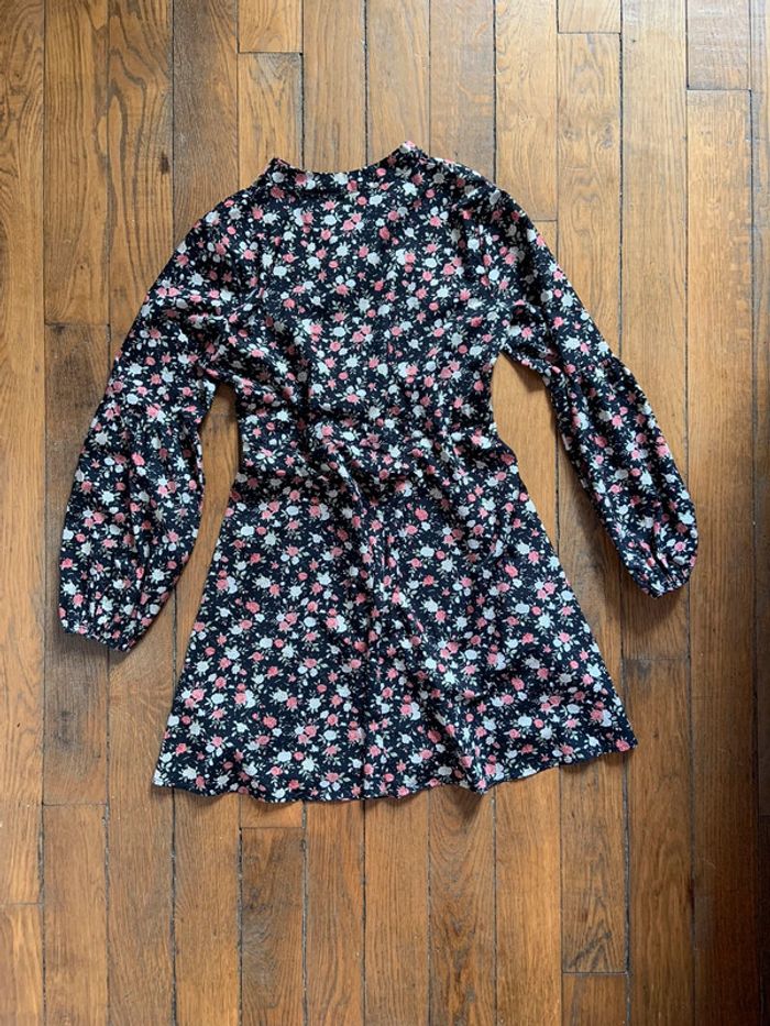 Robe noire fleuris cintrée shein taille s 36 - photo numéro 8