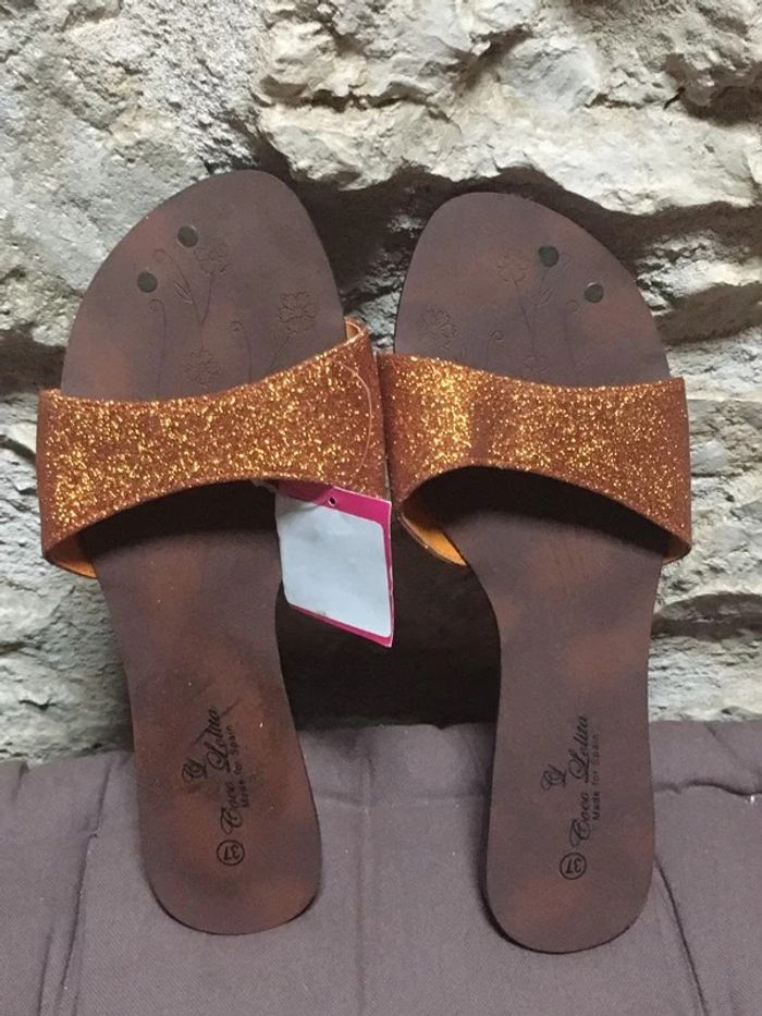 Sandales neuves, taille 37