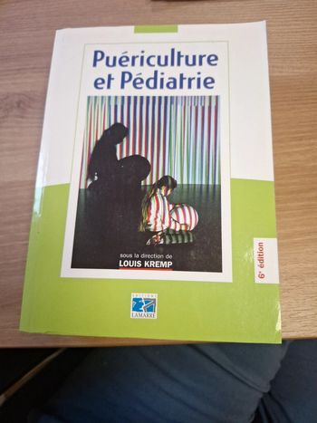 Livre puériculture et pédiatrie