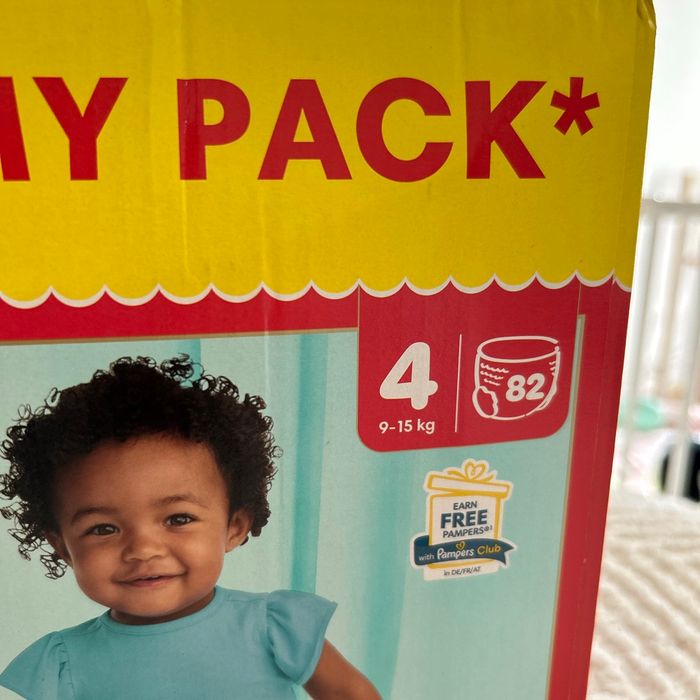 Pampers premium protection pants - photo numéro 2