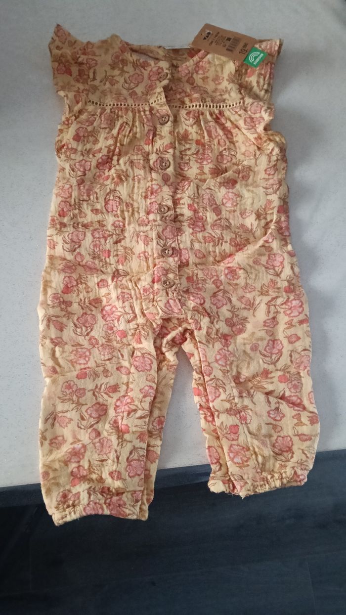 Combinaison légère 12 mois - photo numéro 3