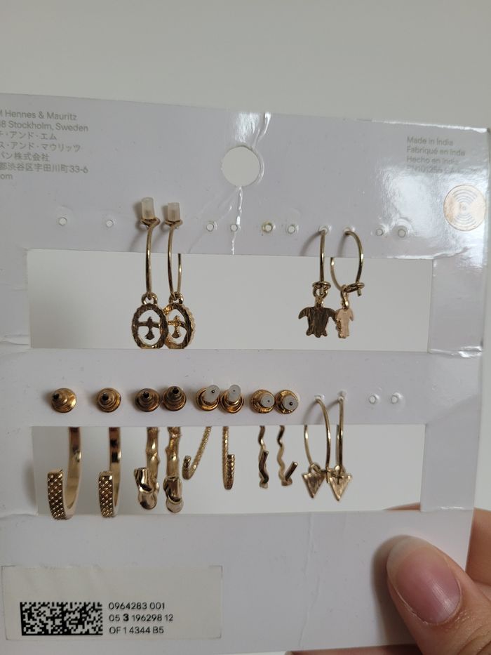 Lot de boucles d'oreilles - photo numéro 2