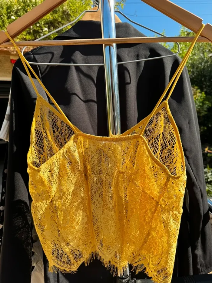 Top jaune transparent Zara - photo numéro 3