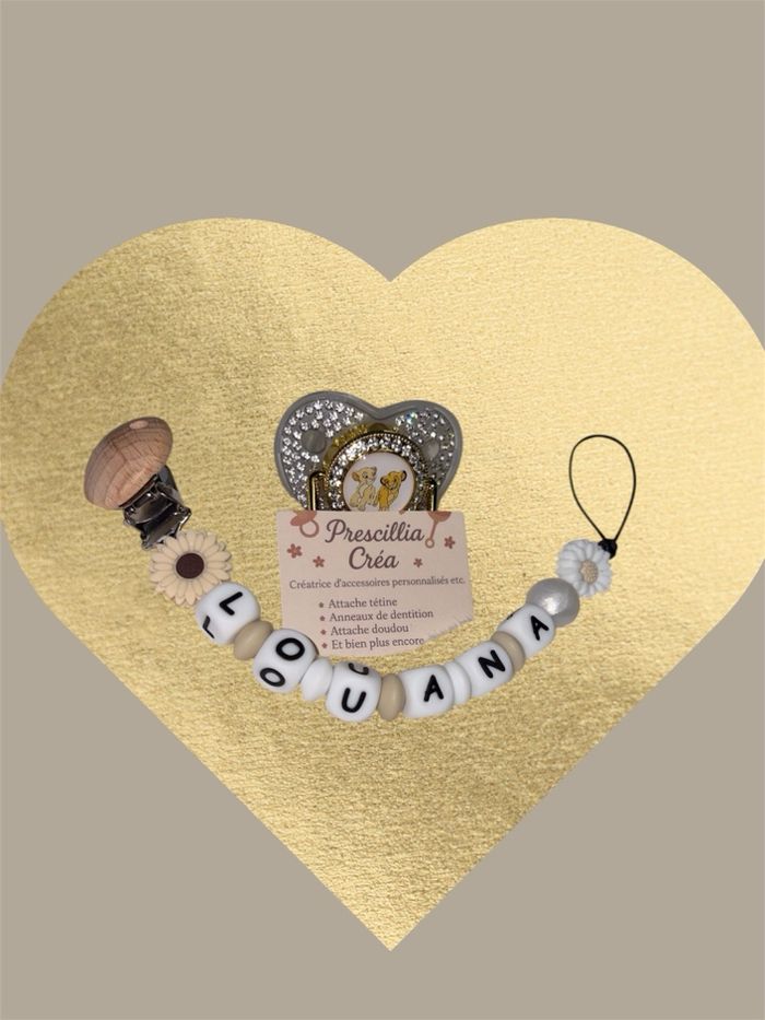 Attaches tétine accessoires bébé personnalisée anneaux de dentition etc Disney vintage rare créations créatrice - photo numéro 4