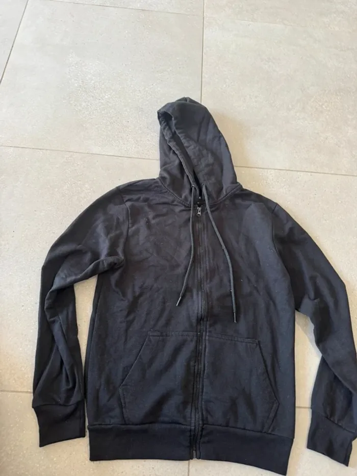 Sweat zippé à capuche LFT Man, taille M, bon état