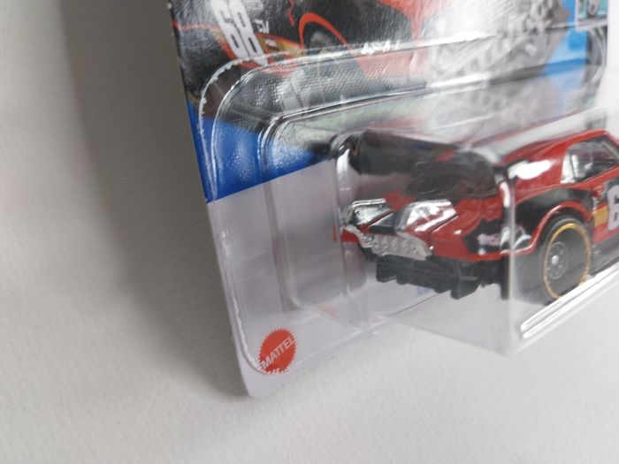 Hot Wheels Custom '68 Camaro Rouge 2024 - photo numéro 5