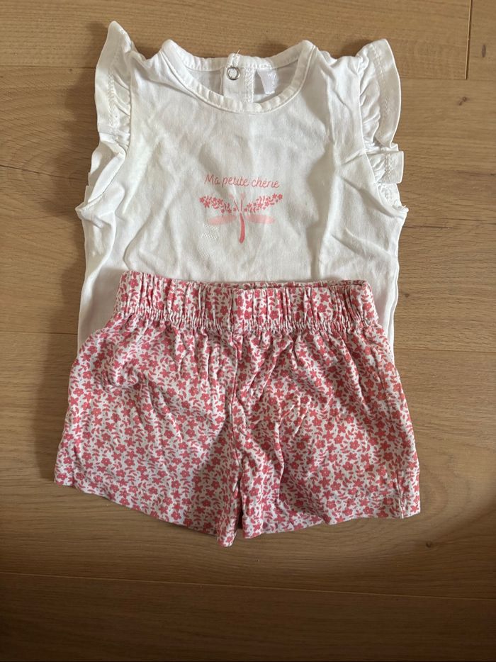 Ensemble short/t-shirt - photo numéro 3