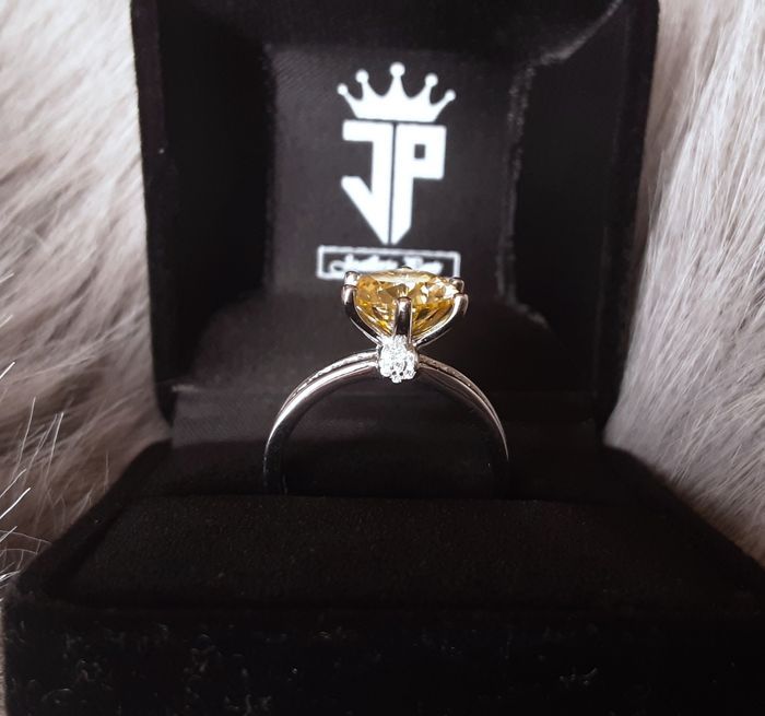 Bague gravée Au750 mariage fiançailles anniversaire Moissanite jaune 9mm 3carats cadeau pour elle - photo numéro 5