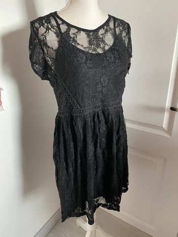 Robe à dentelle