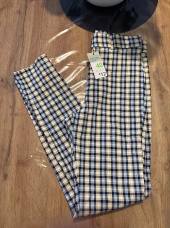 Pantalon femme taille 40