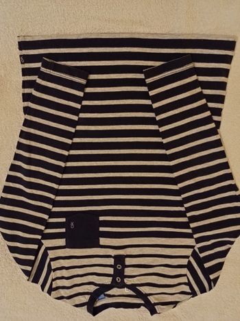 Marc Okaïdi taille 8 ans 128 cm pull manches longues marin porter trois fois très bon état voir photos