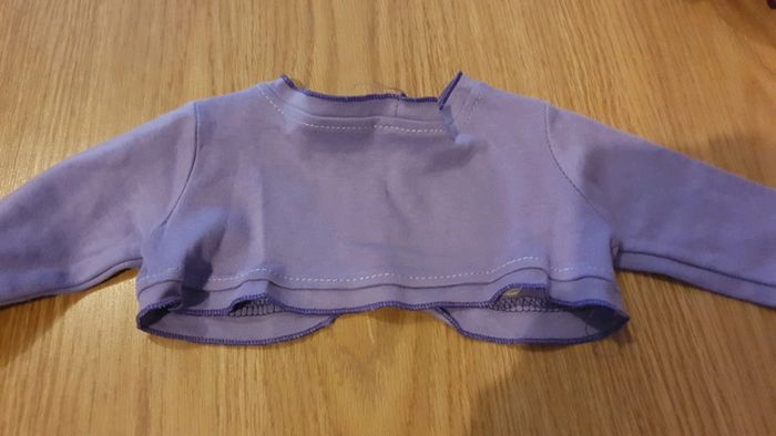 boléro lilas 3 mois fleurs - photo numéro 2