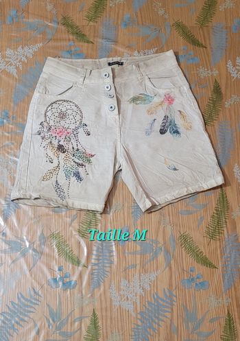 Short taille M  Neuf