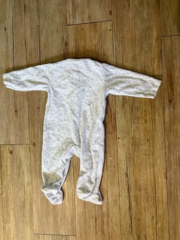 Pyjama gris in extenso 62 cm