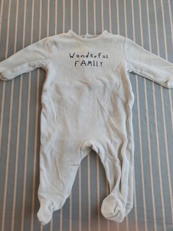 Pyjama taille 6 mois