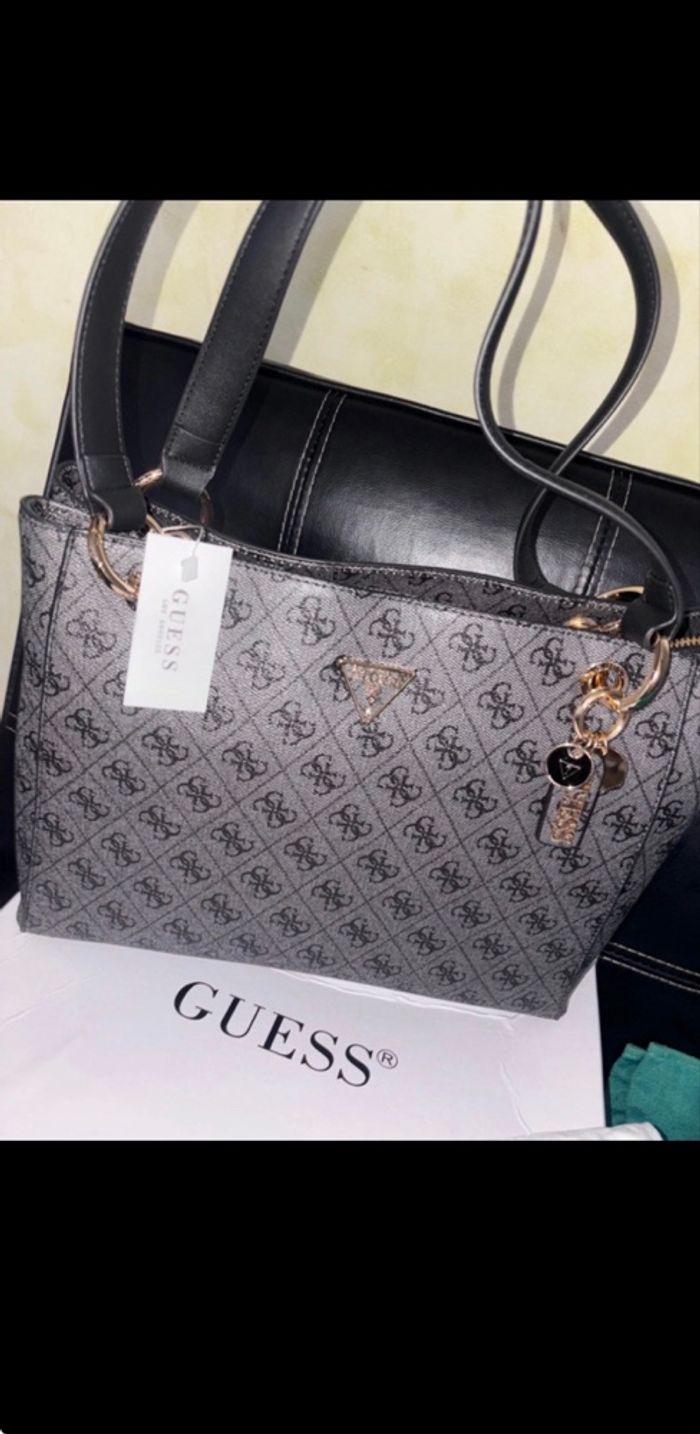 Sac GUESS - photo numéro 6