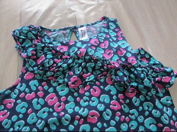 T-shirt C&A 12/14 ans - photo numéro 2