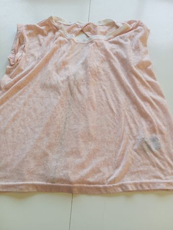 Tee. Shirt taille 38