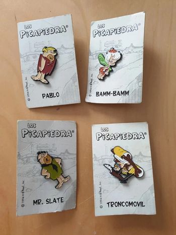 4 figurines pierrafeu