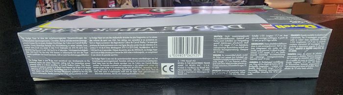 Kit revell 1/25 dodge viper r/t 10 ouvert complet (vintage 1992) - photo numéro 4