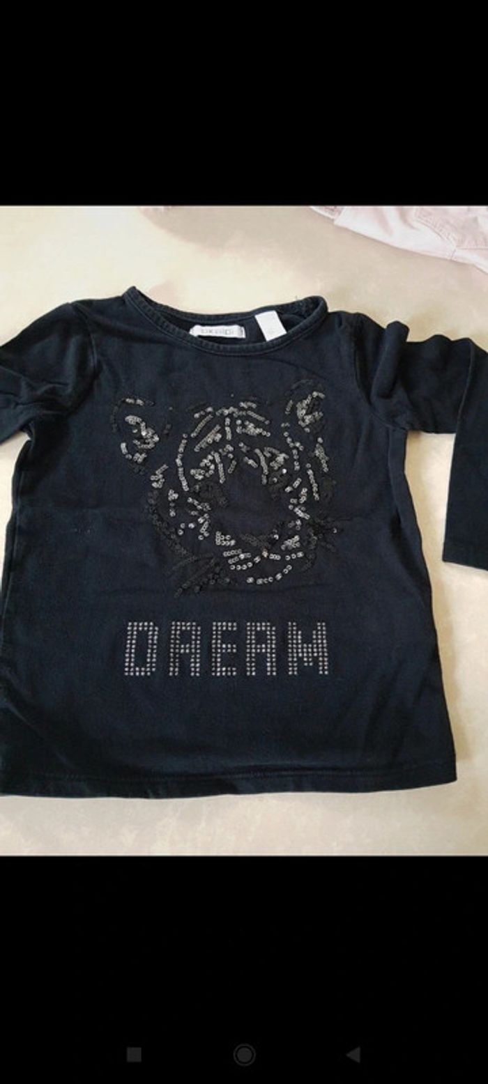 Superbe ensemble robe salopette et haut manche longues 3 ans 🖤🩷 - photo numéro 6