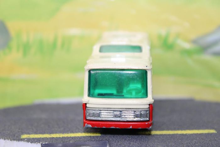 Majorette minibus d'aéroport - photo numéro 8