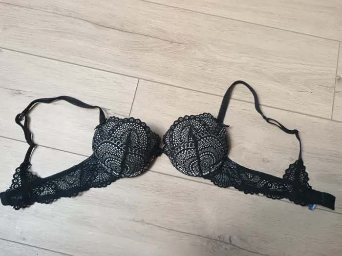Soutien gorge rougegorge - photo numéro 2