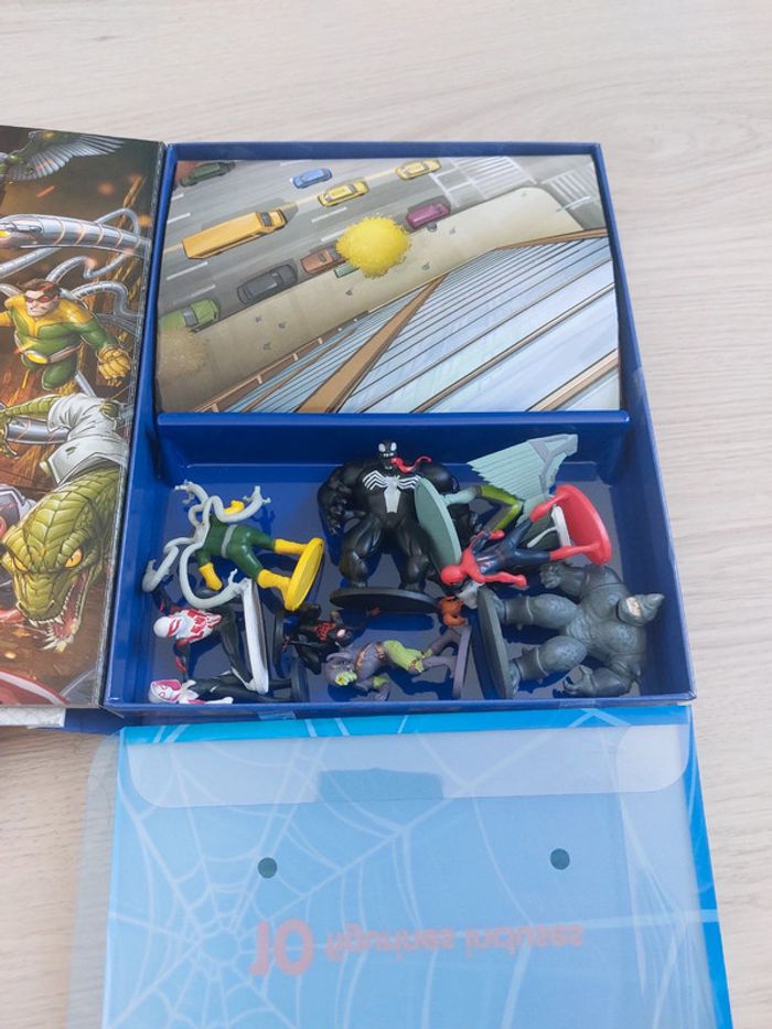 Coffret livre Spiderman avec figurines - photo numéro 5