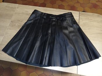 Jupe plissée noir 34 Stradivarius