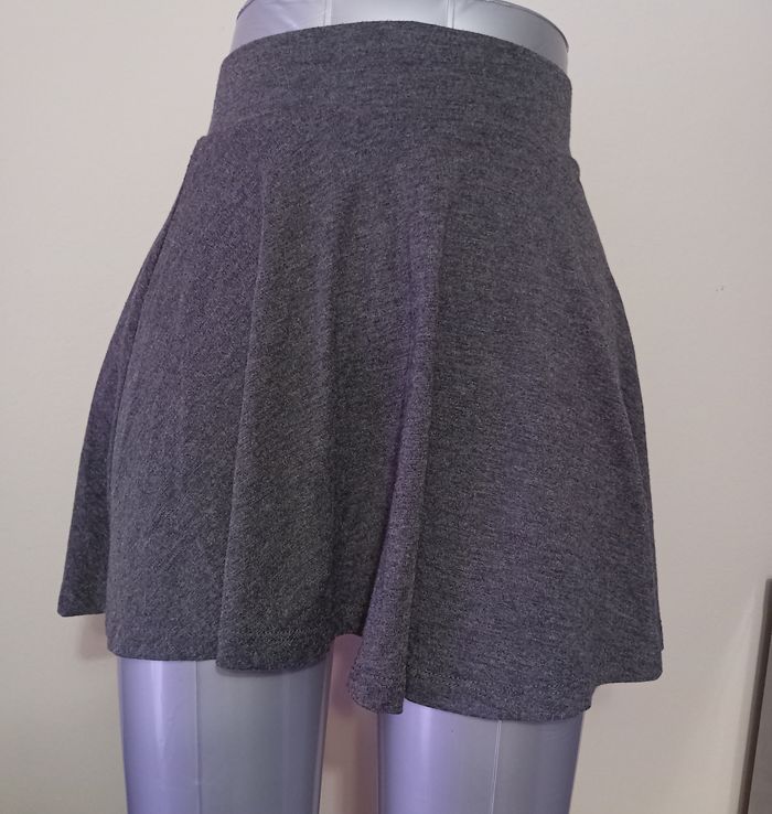 jupe patineuse Jennyfer