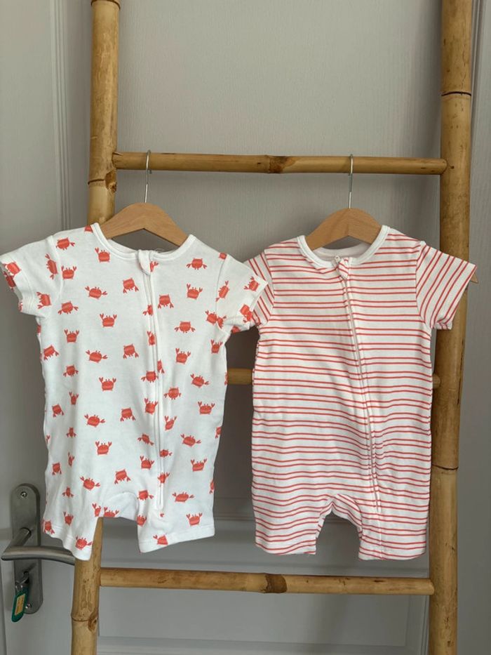 Lot de 2 combinaisons courtes bébé – Primark – Taille 9-12 mois (80 cm)