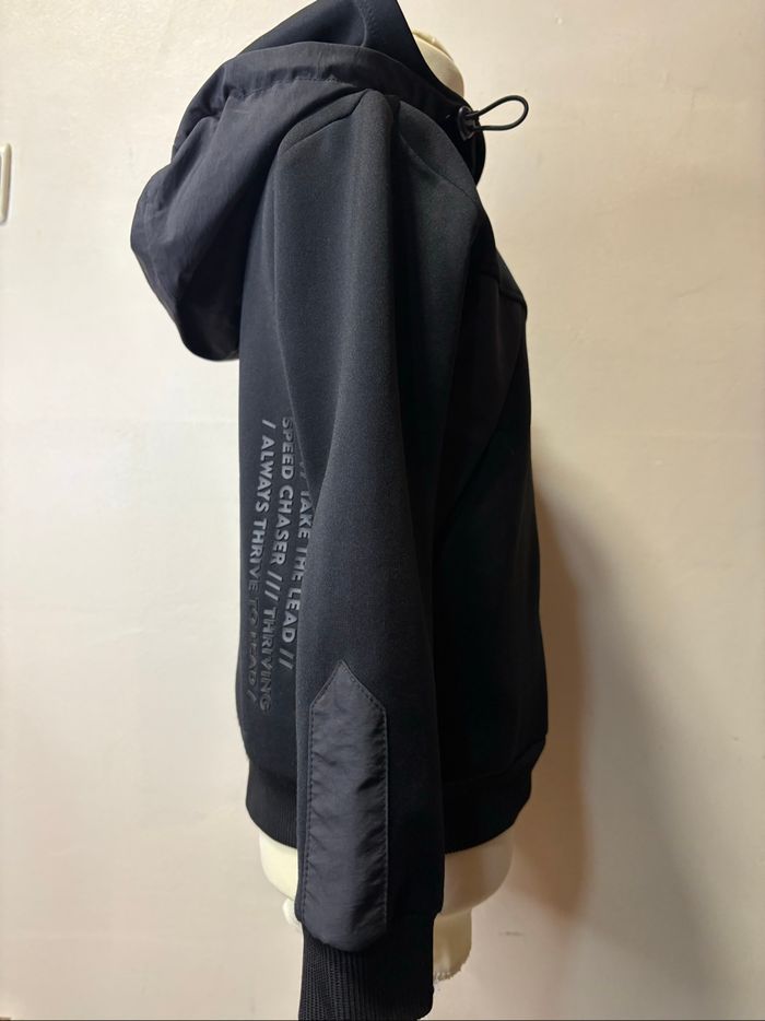 Veste coupe vent garçon taille 110/116 - photo numéro 2