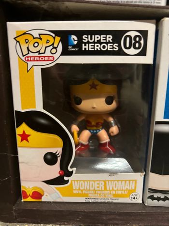 Funko Pop DC Super Heroes : Wonder Woman #08