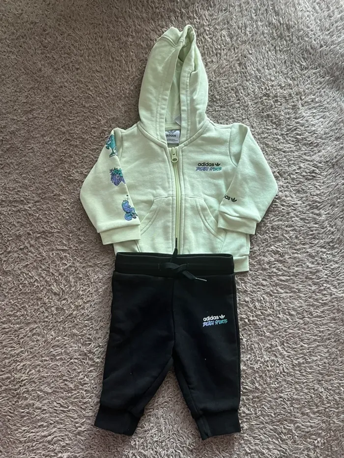 Ensemble adidas
