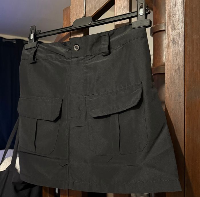 Jupe courte - photo numéro 2