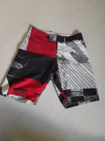 Short de plage T 10 ans