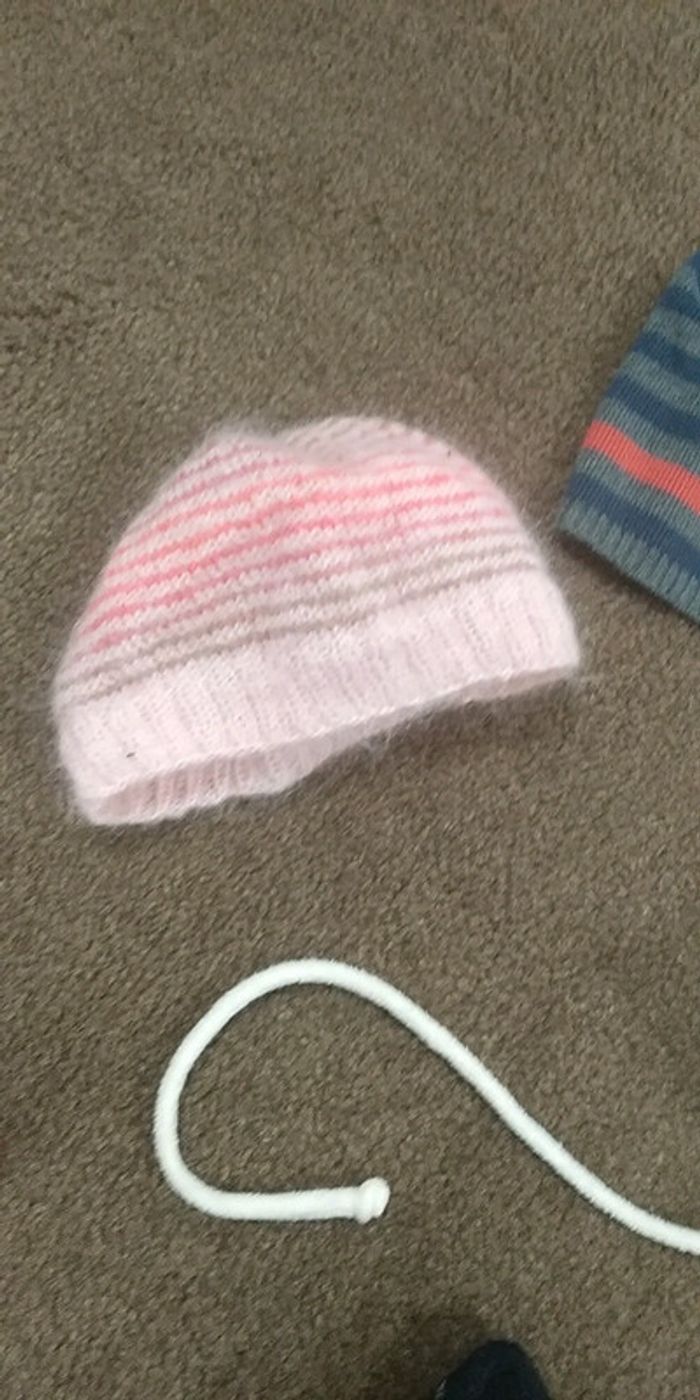 ensemble.bonnets et gants - photo numéro 3