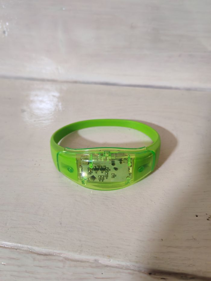 Bracelet lumineux - photo numéro 4
