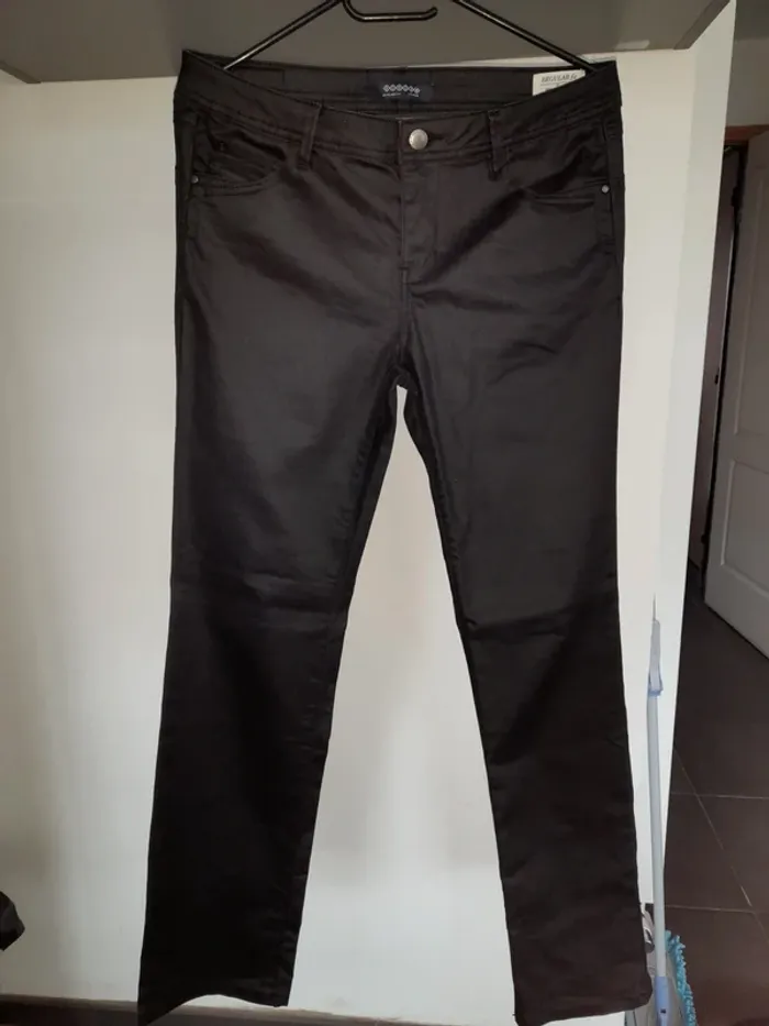 Jean noir regular fit taille 40 bonobo