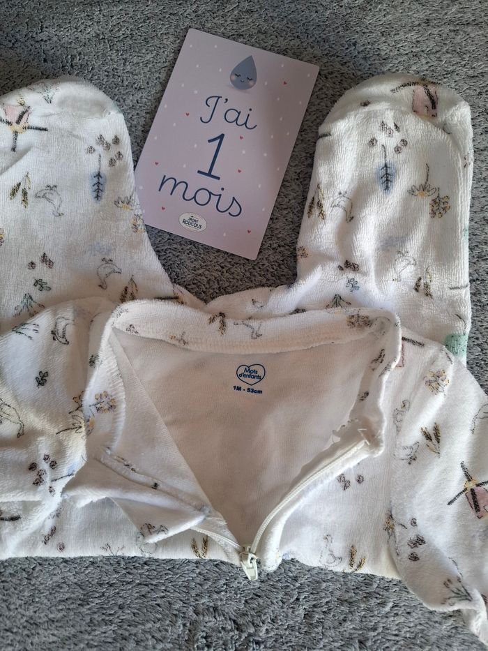Pyjama 1 mois - photo numéro 3