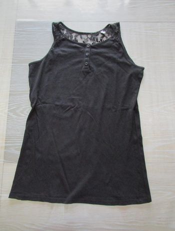 Débardeur dentelle 16 ans