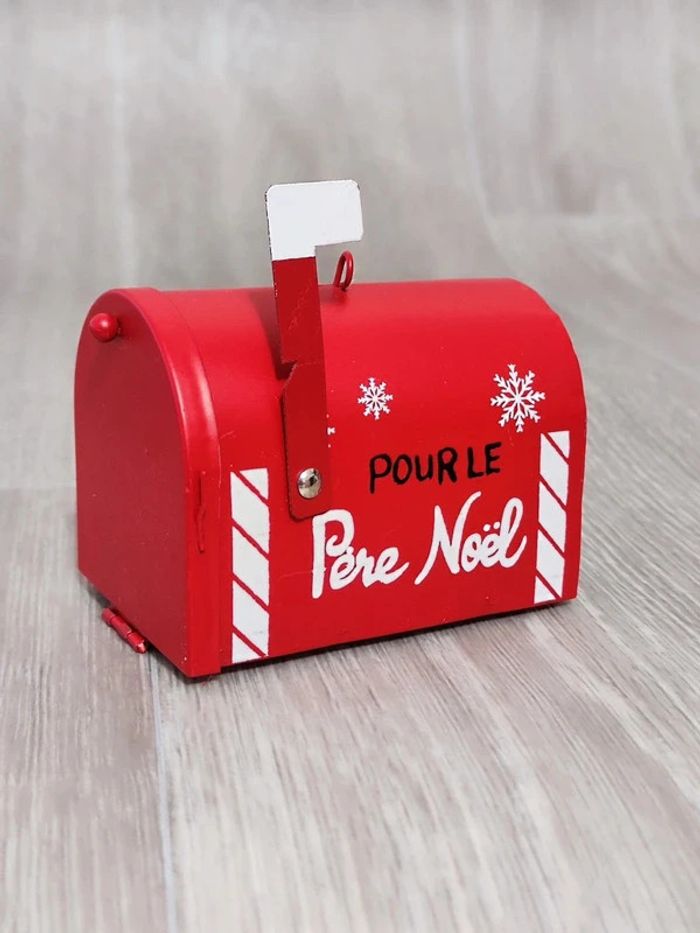 Boîte aux lettres du père Noël - photo numéro 2