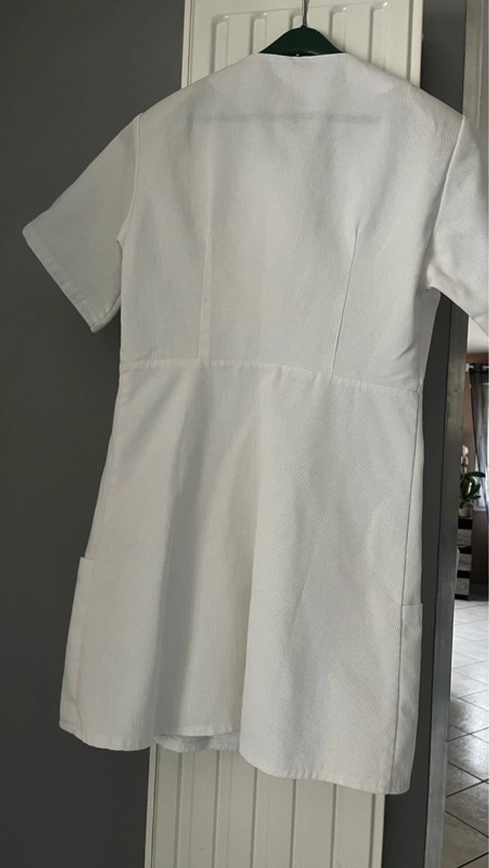 Blouse esthétique - photo numéro 4