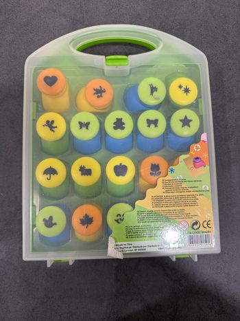 19 perforatrices scrapbooking