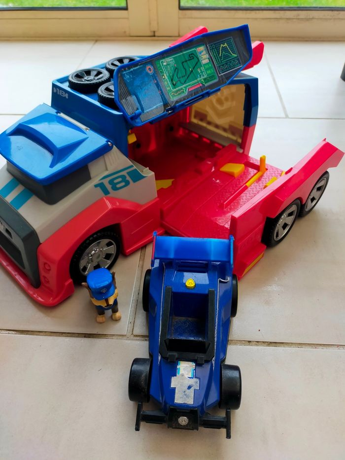 Camion  Pat patrouille avec sa voiture de course - photo numéro 4