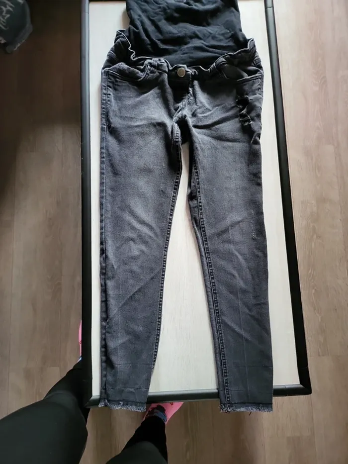 Pantalon de grossesse taille 38