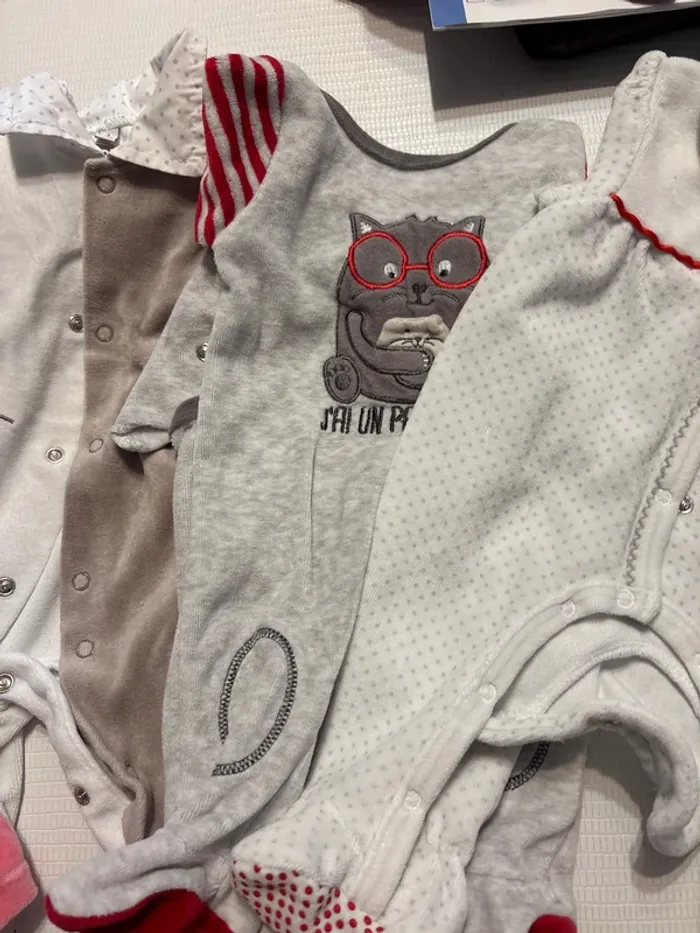 Lot de 6 pyjamas bébé - photo numéro 3