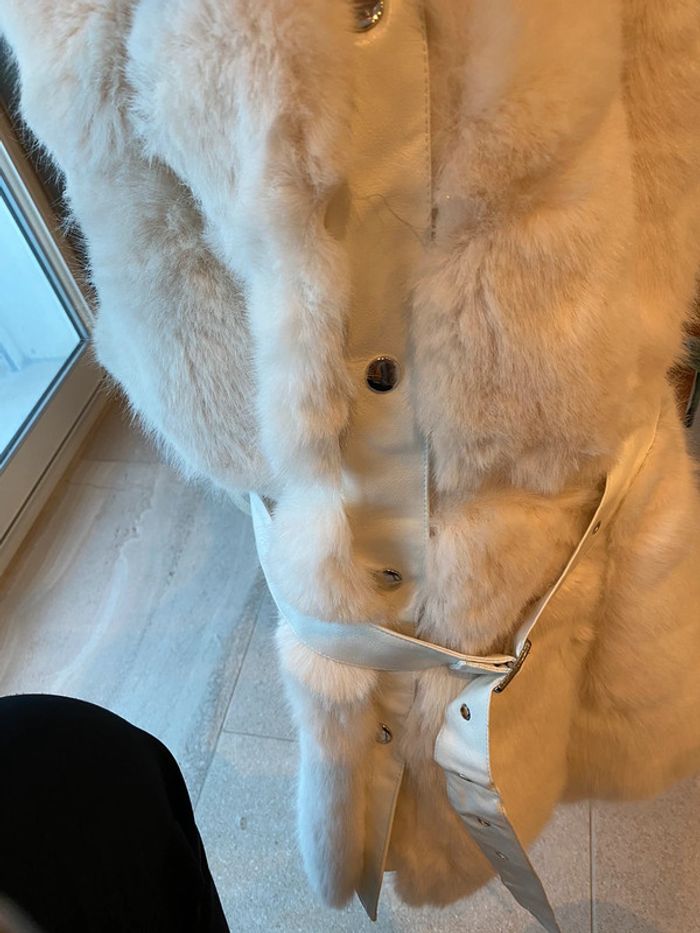 Manteau sans manches neuf - photo numéro 4