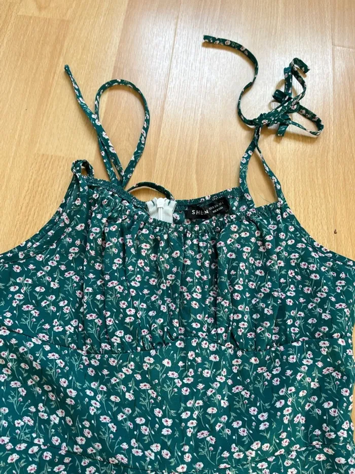 Robe Shein taille XS - photo numéro 4